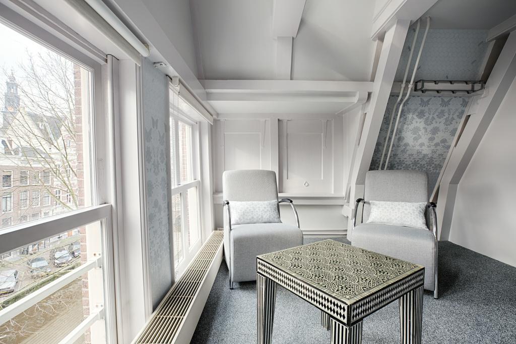 Double or Twin Room Canal View