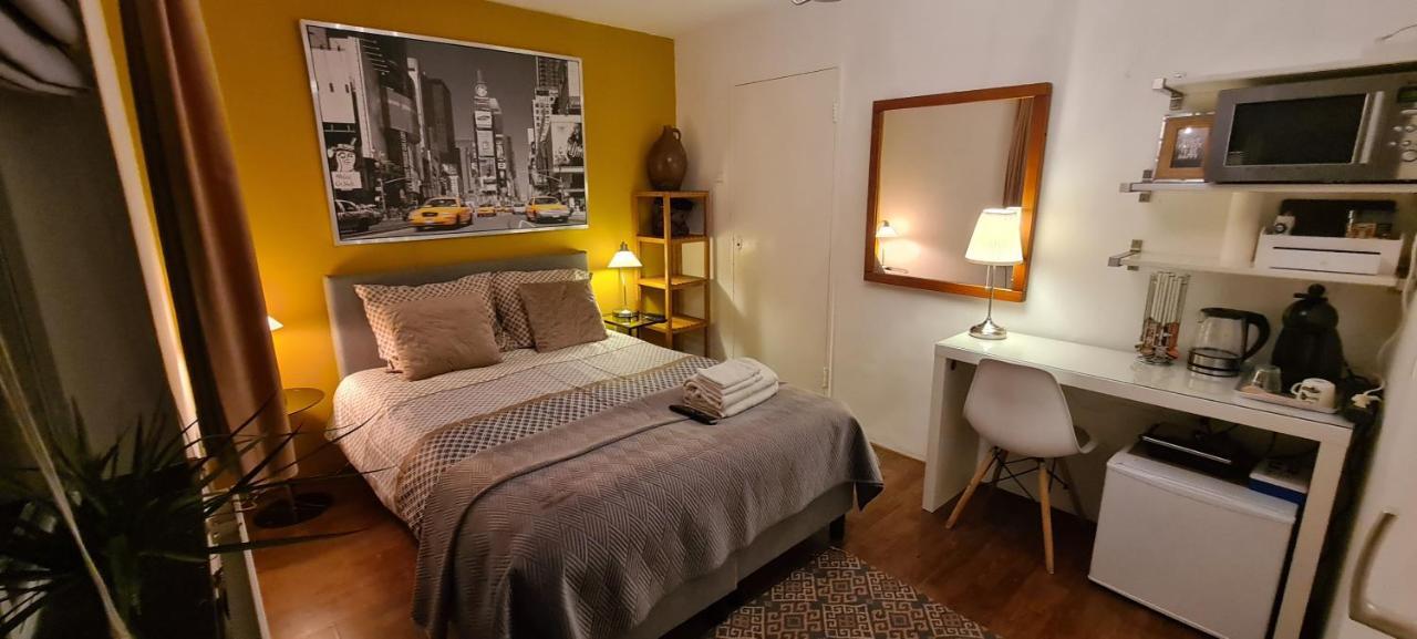 Double Room Private Bathroom