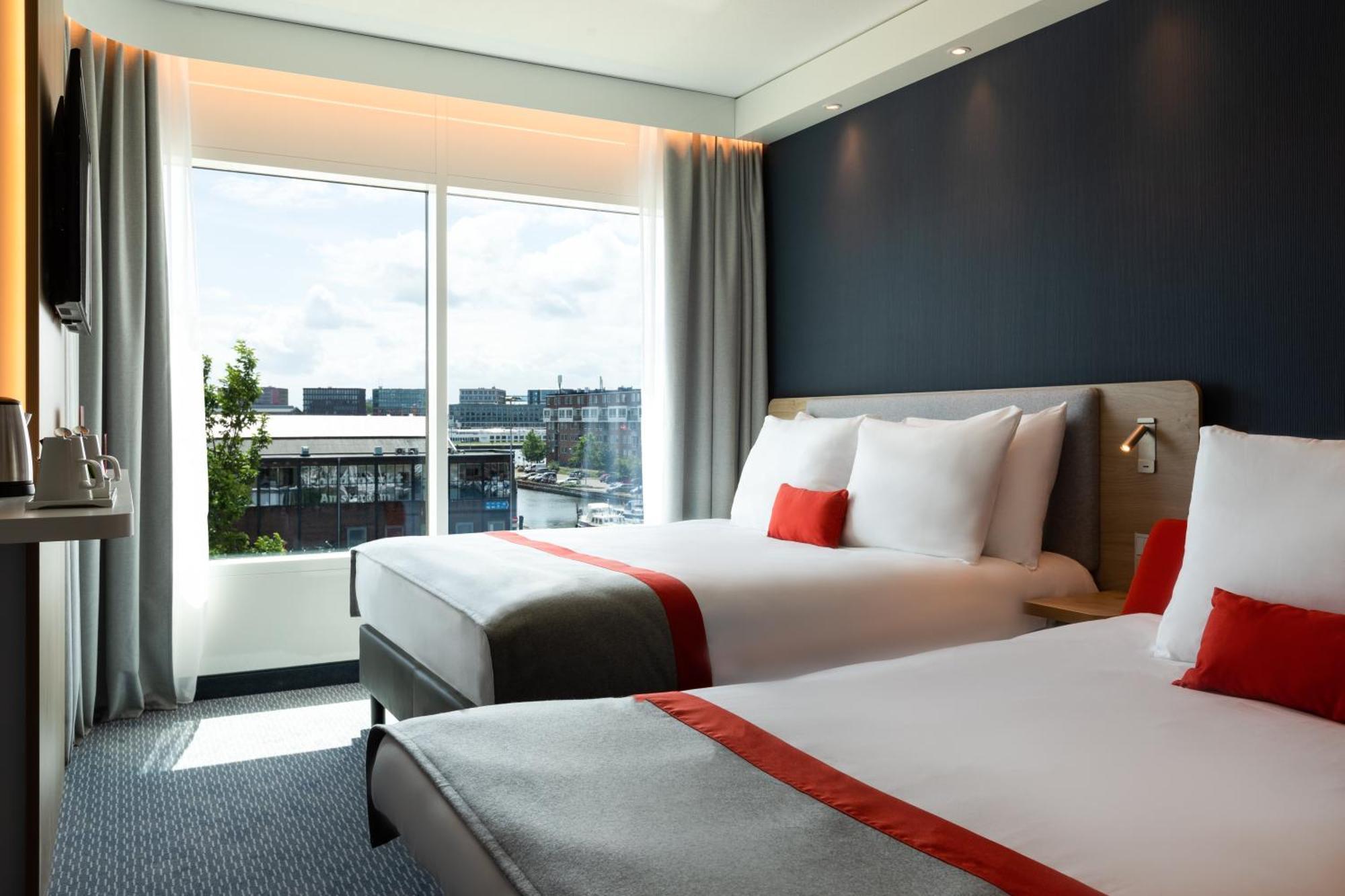Standard Queen Room with Single Sofa Bed - Free Breakfast,1284876565:JPEG
