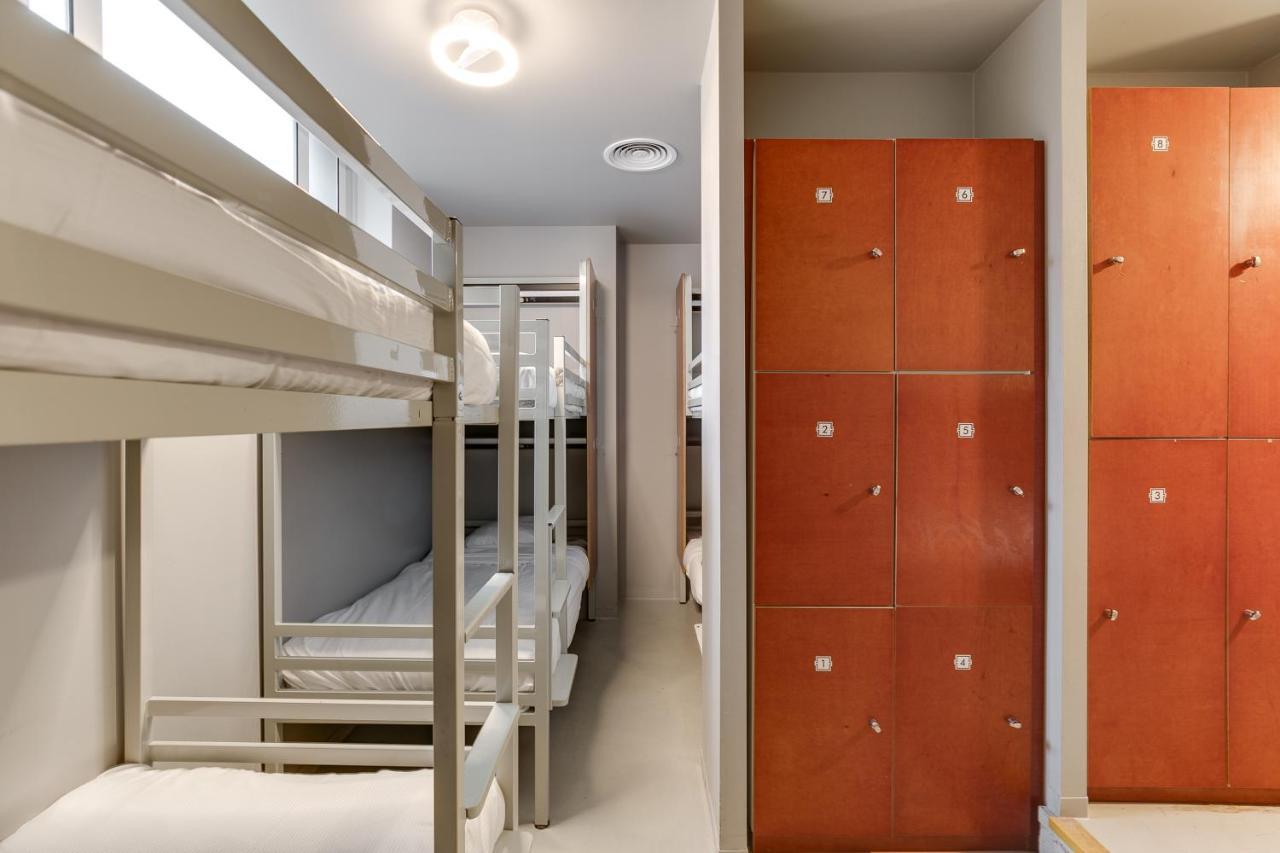 Bed 8-bed en-suite dorm