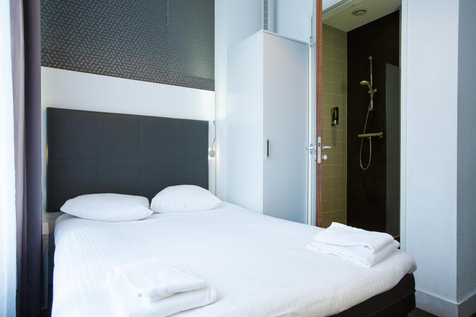 Small Double Room,1580738555:JPEG
