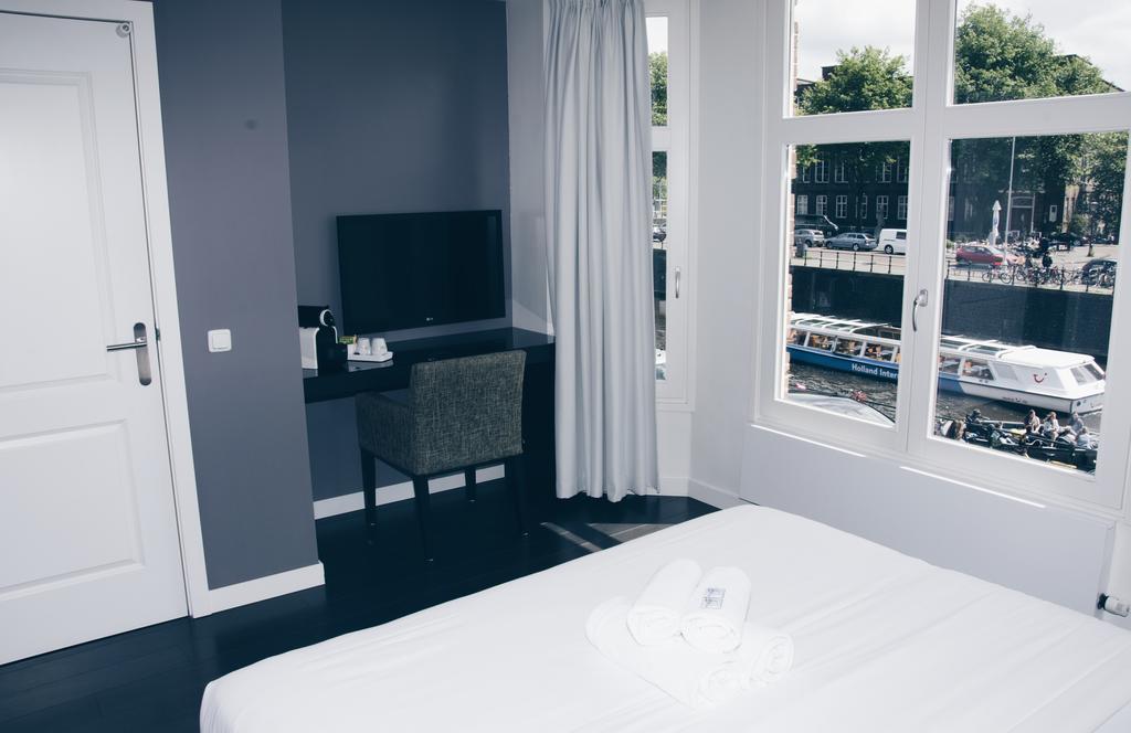 Double Room Canal View