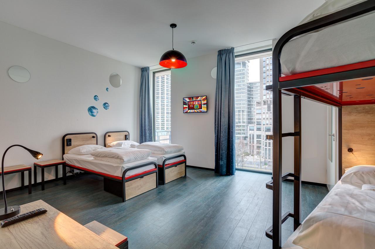 Bed 4-Bed Mixed Dormitory Room