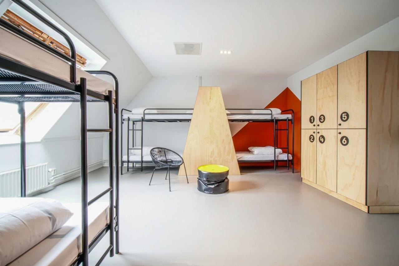 Bed 6-Bed Mixed Dormitory Room