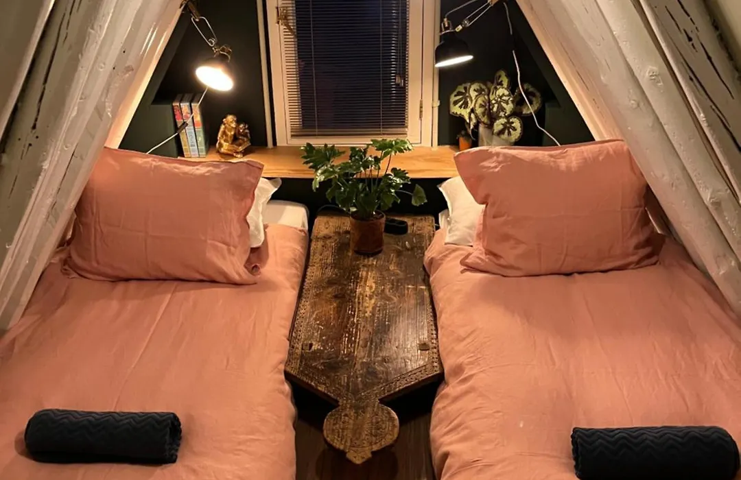 Attic Monkeys Lodge-1