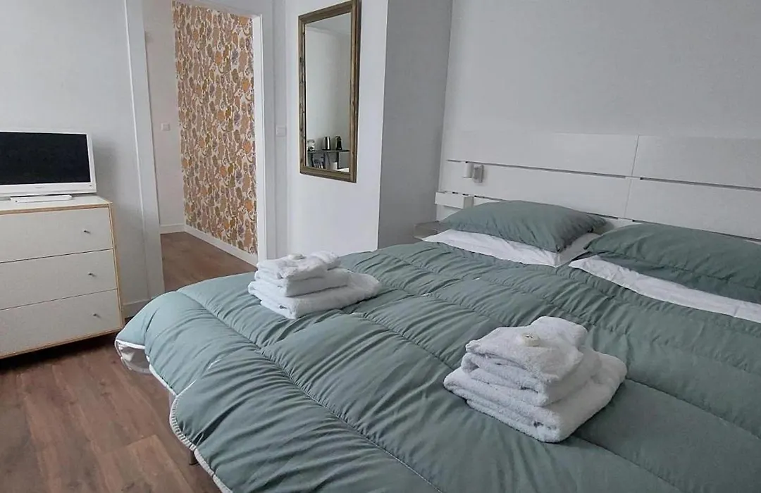 Bickersbed-1