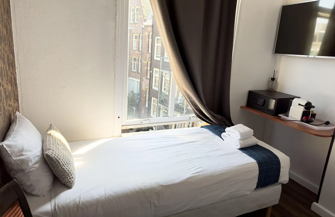 Hotel Amsterdam Inn-1