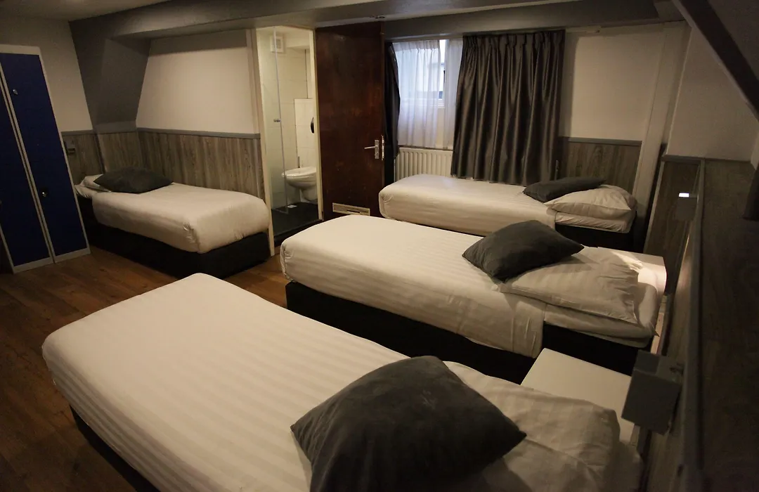 Travel Hotel Amsterdam-1