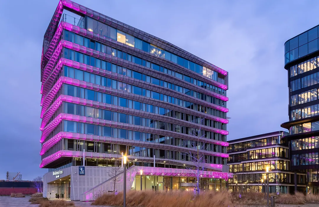 Moxy Amsterdam Houthavens-1