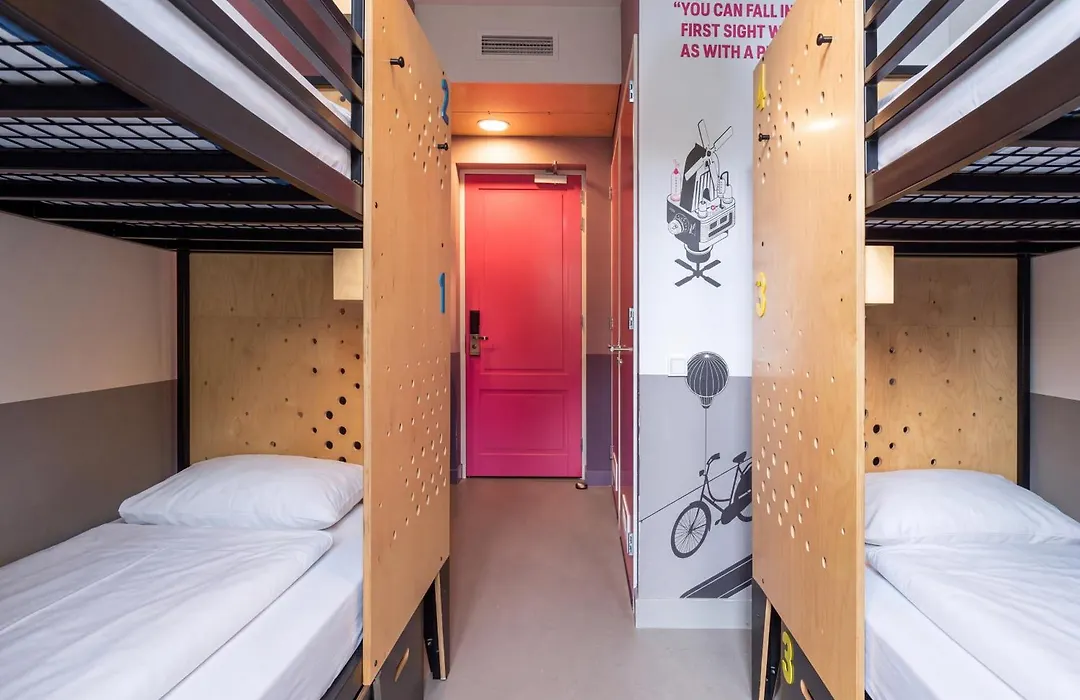 Stayokay Hostel Amsterdam Vondelpark-1