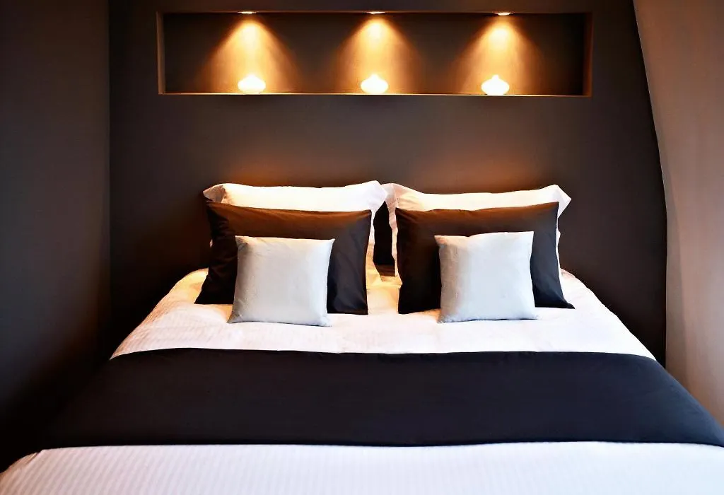 Ams Suites-1