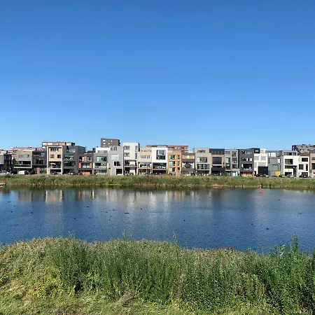 Waterfront Studio-3