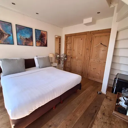 A B&B Amsterdam-3