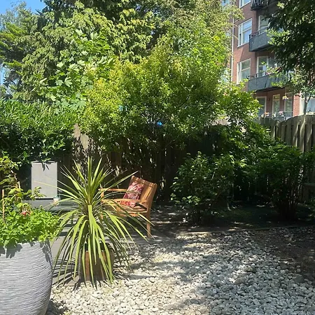 B&B West City Amsterdam-3