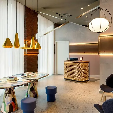 Renaissance Amsterdam Hotel-3