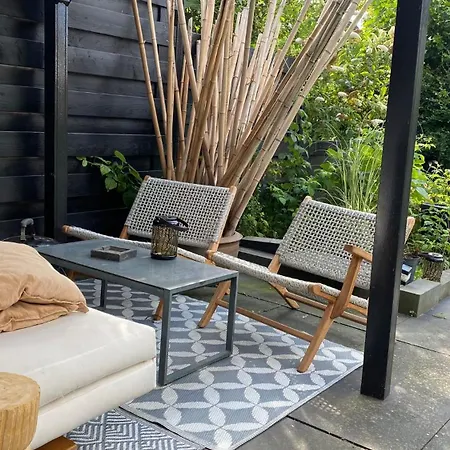 Canal Garden Apartment Staywell Amsterdam-2