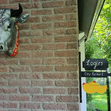 Bikes And Breakfast, City Farmer Amsterdam A Guesthouse With Free Parking-2
