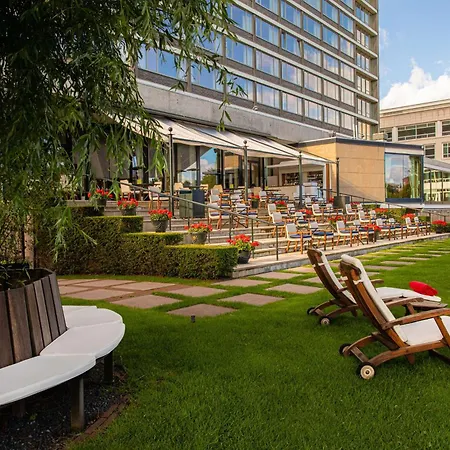 Hilton Amsterdam-3