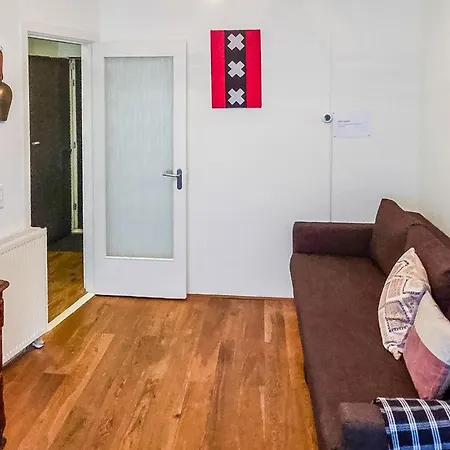 B&B West City Amsterdam-2