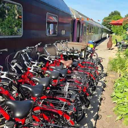 Train Lodge Amsterdam-3