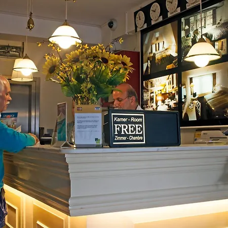 Hotel Prins Hendrik-3